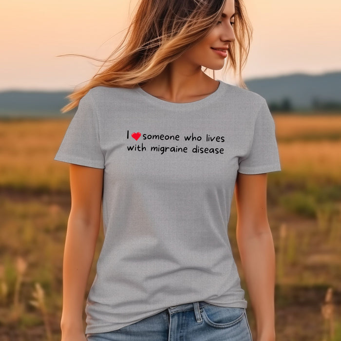 I love someone who lives with migraine - Unisex Soft Jersey Short Sleeve Tee